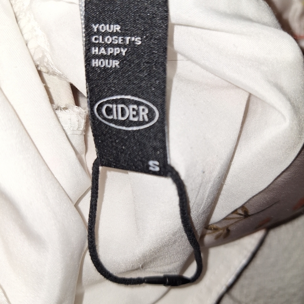 Cider floral blouse open back size small - Picture 5 of 5